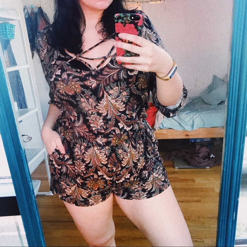 American Eagle Autumn Romper
